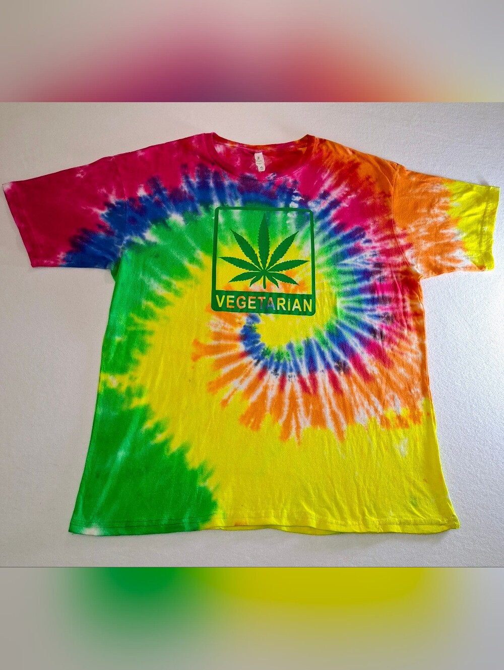 Vegetarian Leaf Print  Tie-Dye Short Sleeve Tee - Sz XL